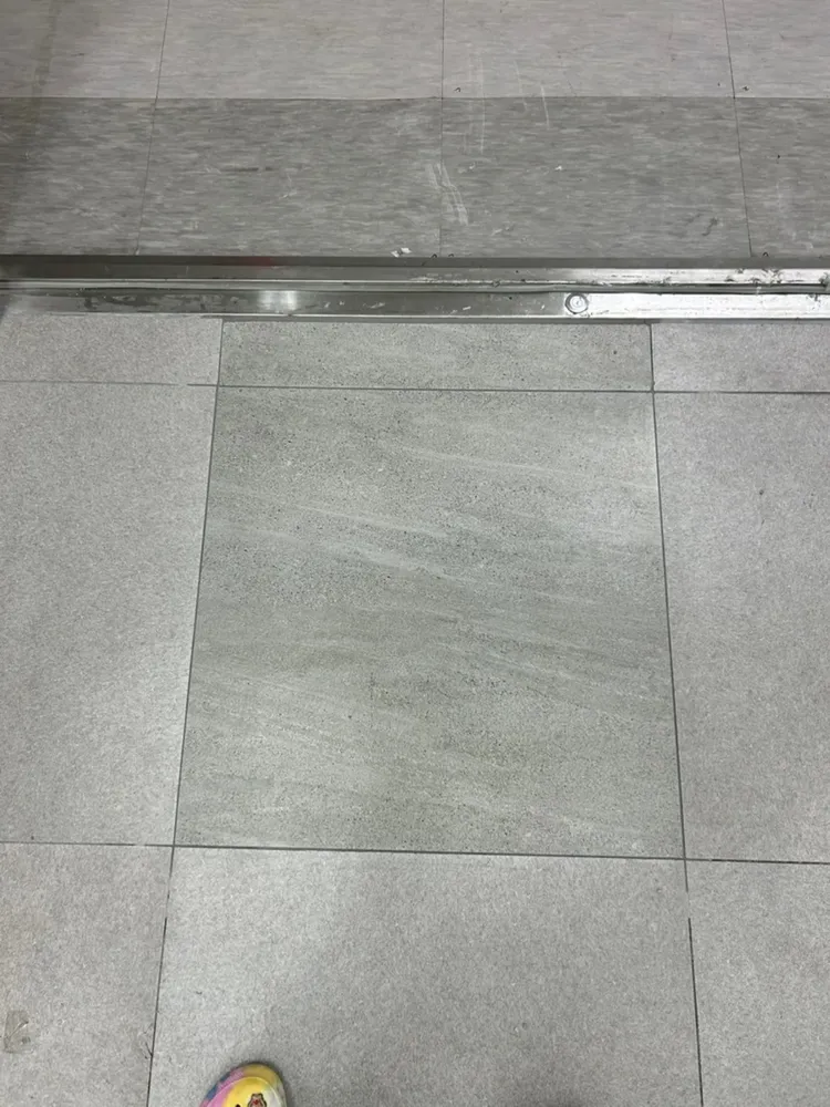 데코타일시공 타일 마감 클로즈업 10